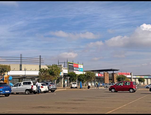 25,103M² RETAIL FOR SALE IN KHUTSONG